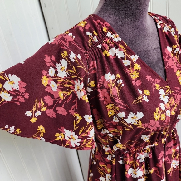 Maternity Short Flutter Sleeve Dress Isabel Maternity Maroon Floral Sz S - Picture 4 of 15